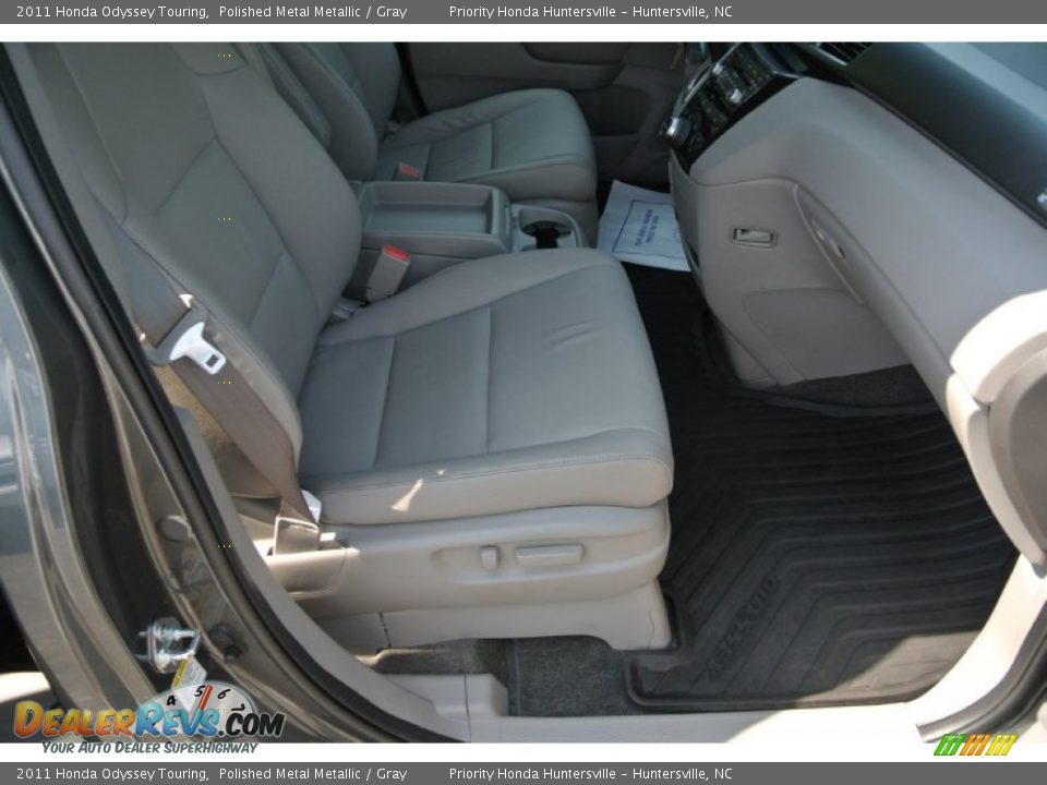 2011 Honda Odyssey Touring Polished Metal Metallic / Gray Photo #23