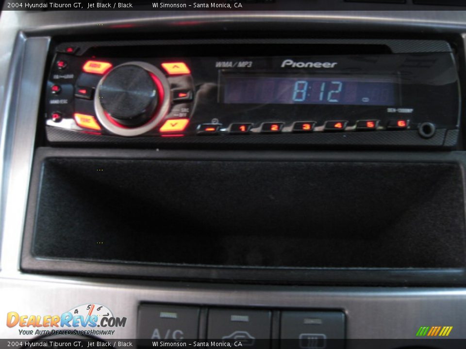 2004 Hyundai Tiburon GT Jet Black / Black Photo #13