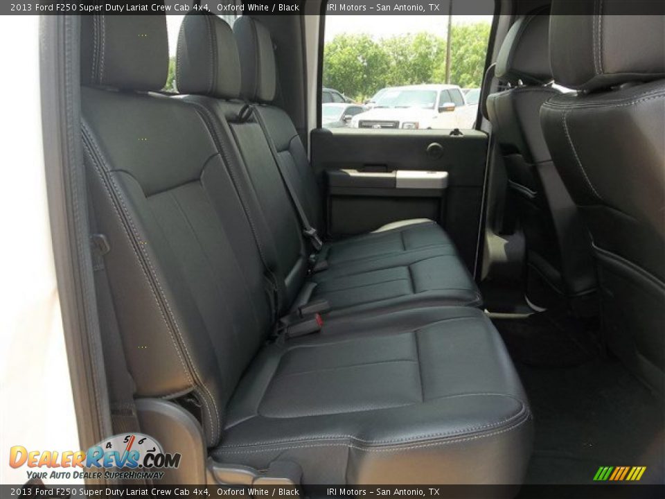 2013 Ford F250 Super Duty Lariat Crew Cab 4x4 Oxford White / Black Photo #32