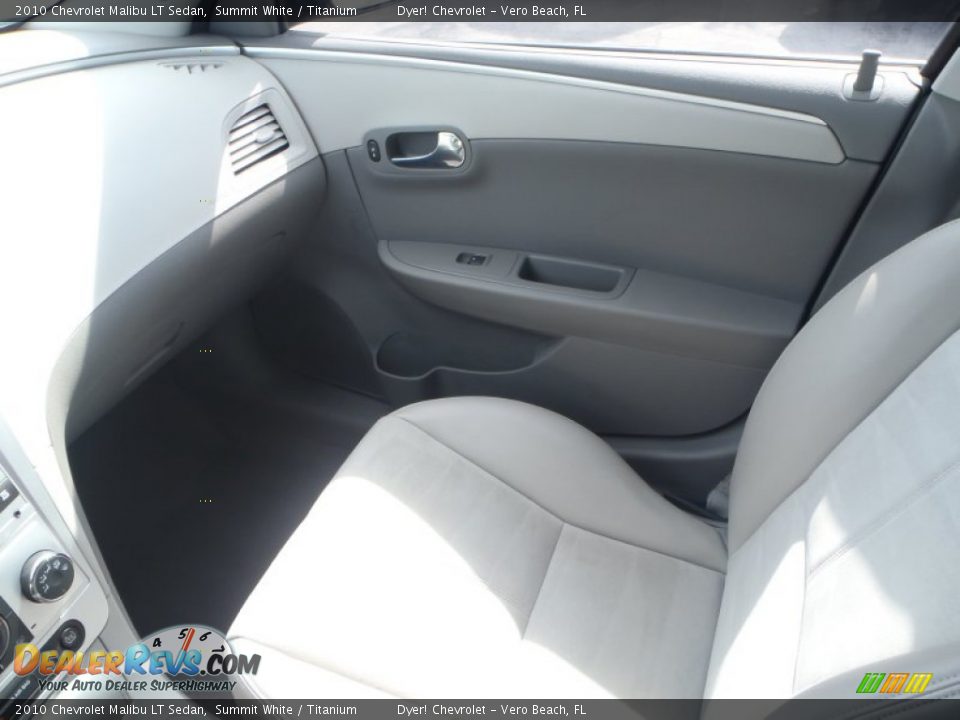 2010 Chevrolet Malibu LT Sedan Summit White / Titanium Photo #20