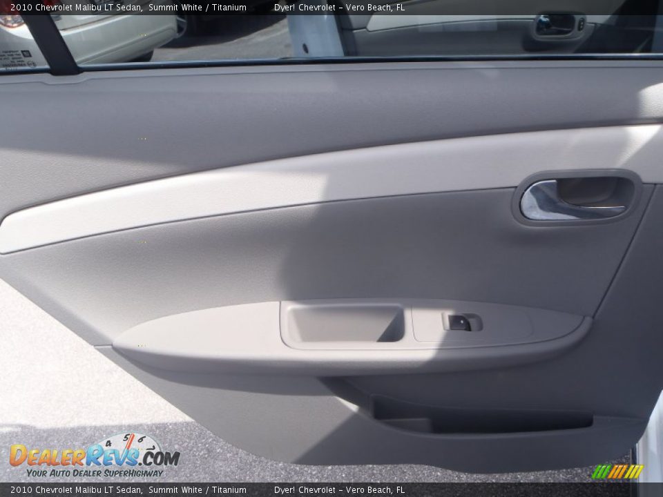 2010 Chevrolet Malibu LT Sedan Summit White / Titanium Photo #21