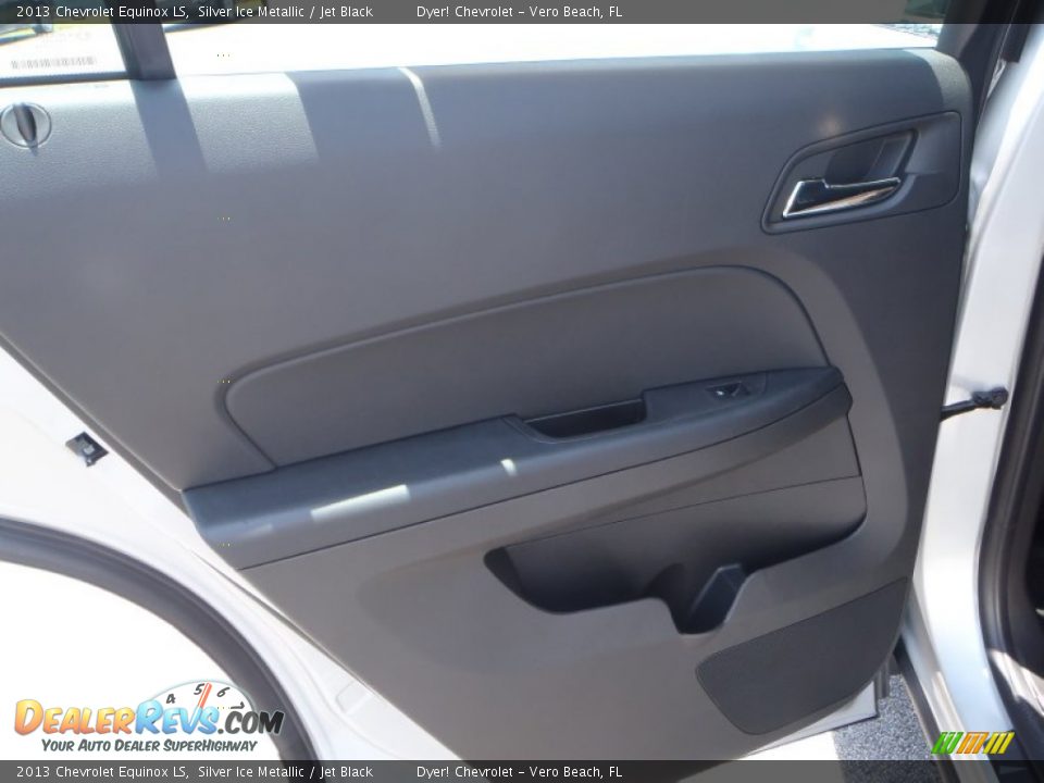 2013 Chevrolet Equinox LS Silver Ice Metallic / Jet Black Photo #16