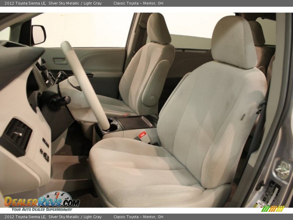 2012 Toyota Sienna LE Silver Sky Metallic / Light Gray Photo #5