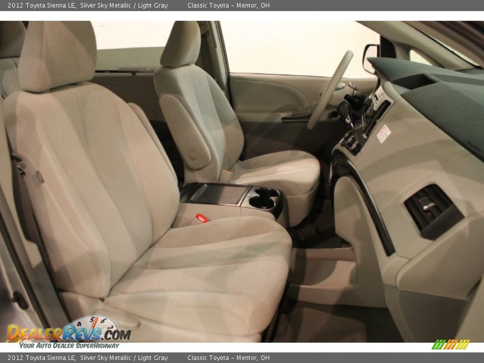 2012 Toyota Sienna LE Silver Sky Metallic / Light Gray Photo #11