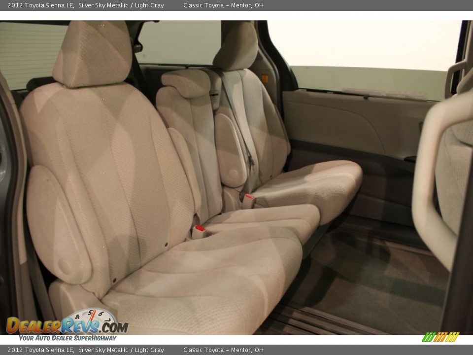 2012 Toyota Sienna LE Silver Sky Metallic / Light Gray Photo #12