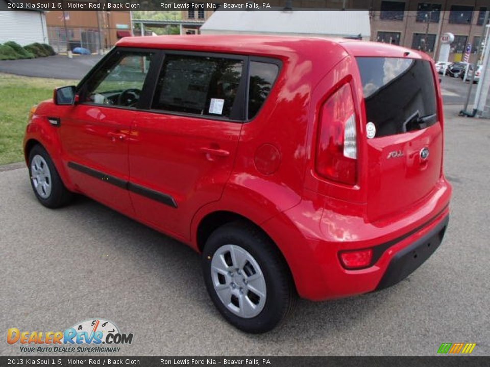 2013 Kia Soul 1.6 Molten Red / Black Cloth Photo #6