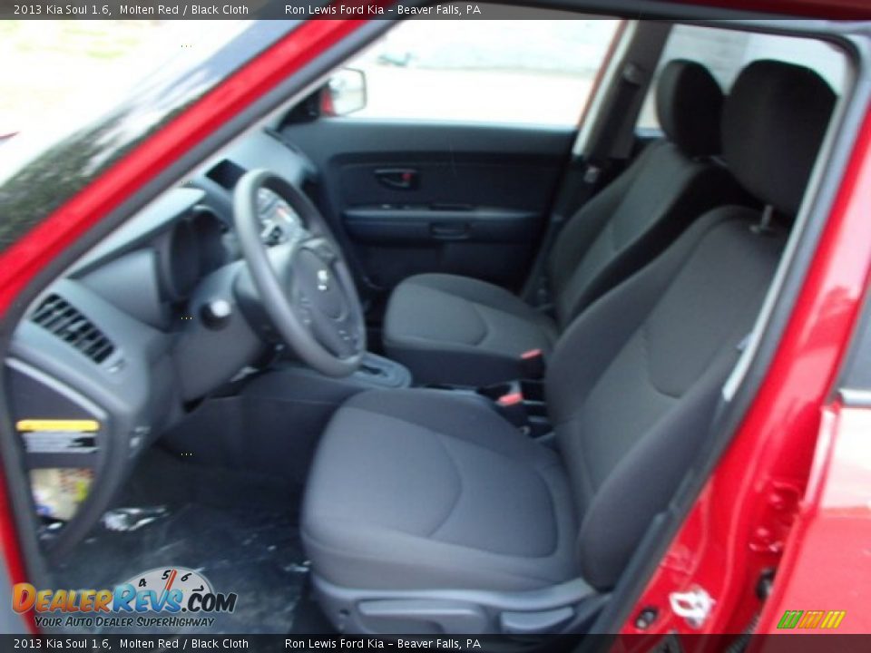 2013 Kia Soul 1.6 Molten Red / Black Cloth Photo #11