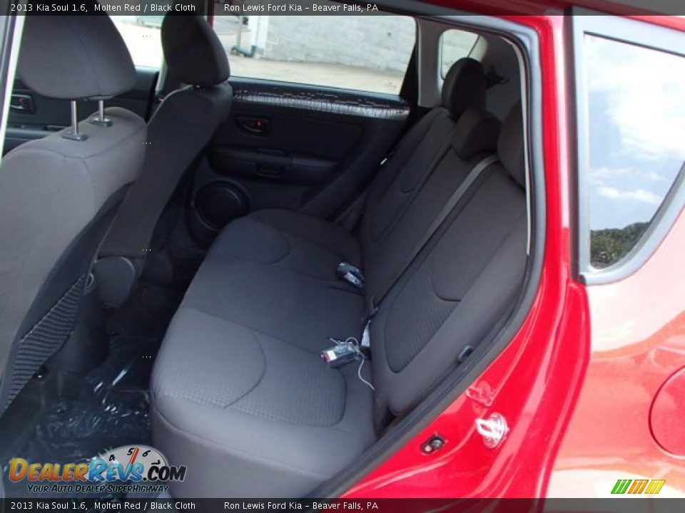 2013 Kia Soul 1.6 Molten Red / Black Cloth Photo #13