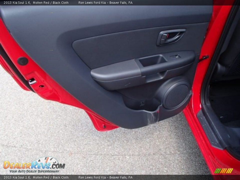 2013 Kia Soul 1.6 Molten Red / Black Cloth Photo #14