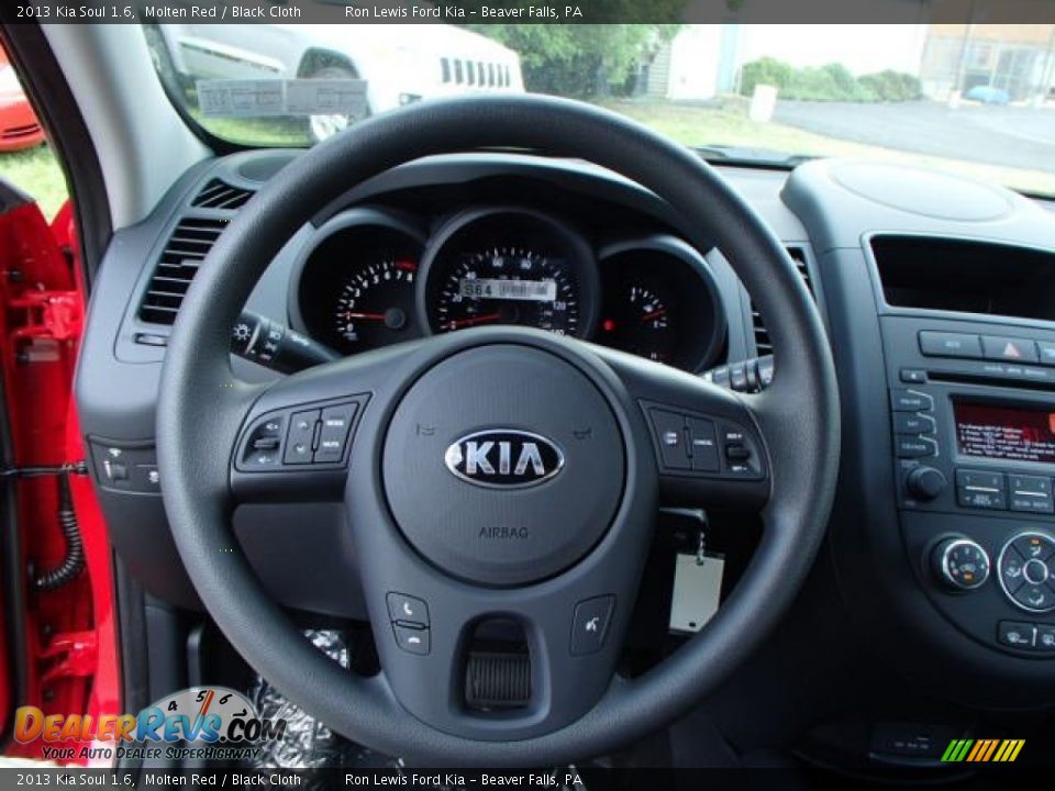 2013 Kia Soul 1.6 Molten Red / Black Cloth Photo #18