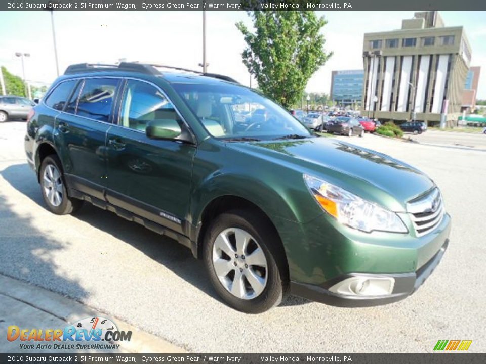 2010 Subaru Outback 2.5i Premium Wagon Cypress Green Pearl / Warm Ivory Photo #5