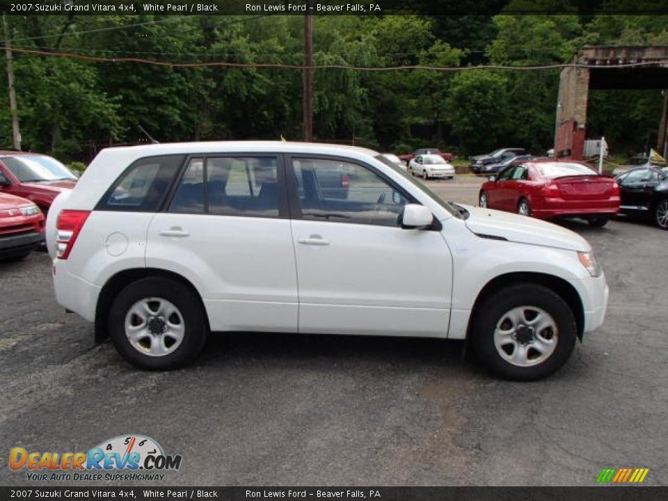 2007 Suzuki Grand Vitara 4x4 White Pearl / Black Photo #1