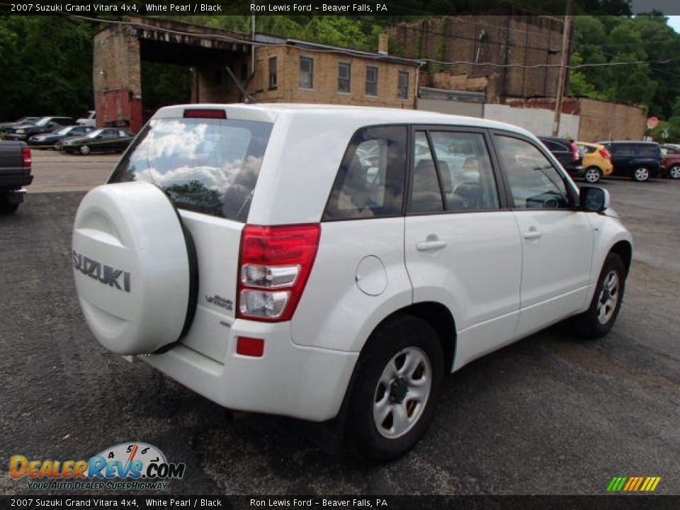 2007 Suzuki Grand Vitara 4x4 White Pearl / Black Photo #8