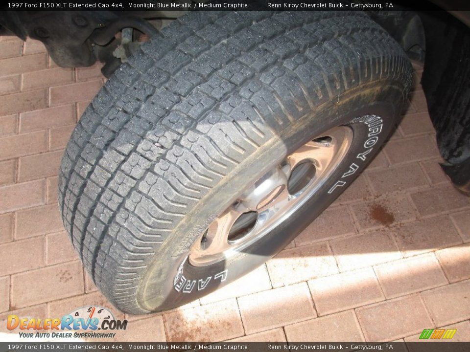 1997 Ford F150 XLT Extended Cab 4x4 Moonlight Blue Metallic / Medium Graphite Photo #18