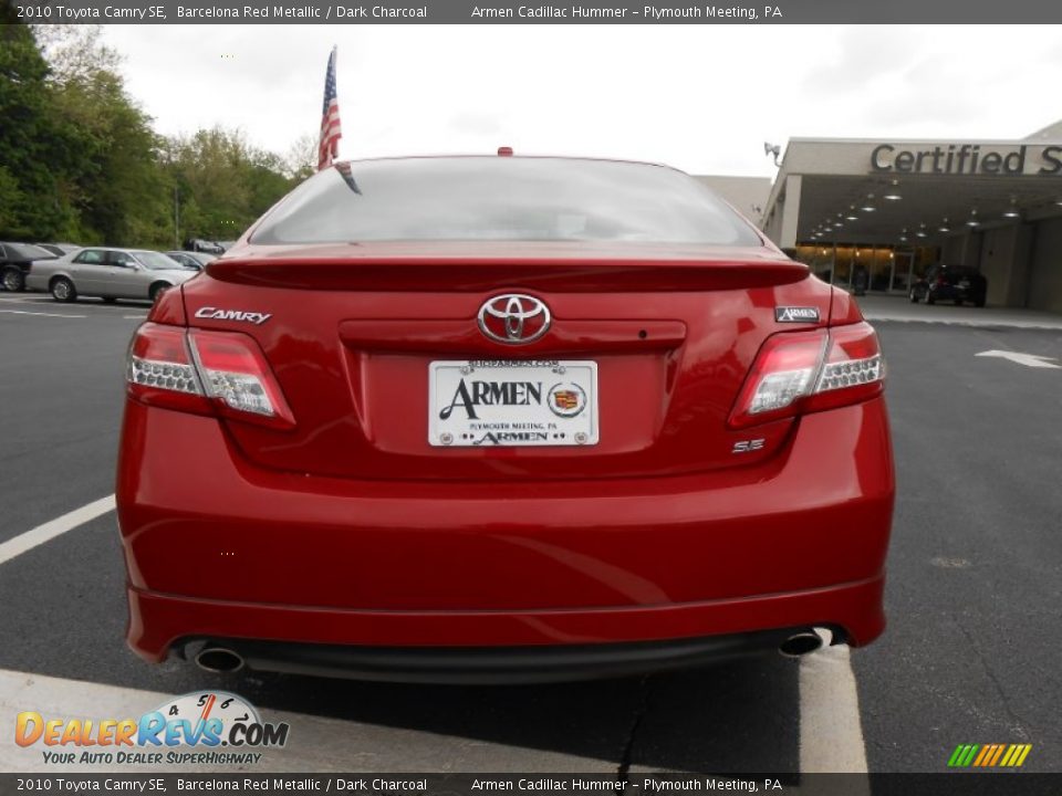 2010 Toyota Camry SE Barcelona Red Metallic / Dark Charcoal Photo #6