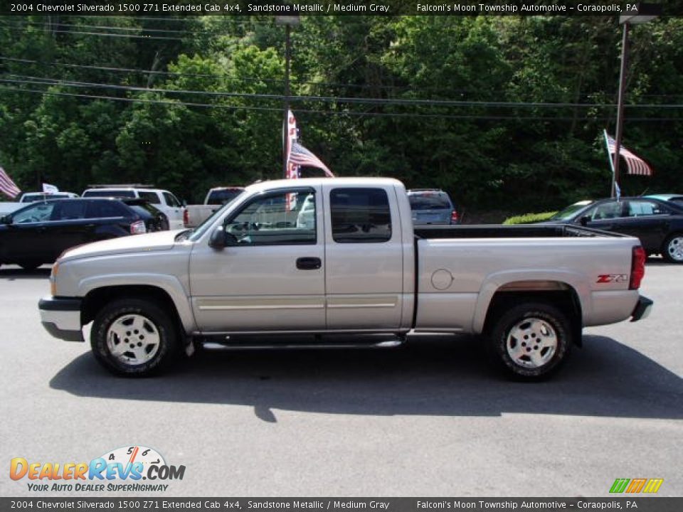 2004 Chevrolet Silverado 1500 Z71 Extended Cab 4x4 Sandstone Metallic / Medium Gray Photo #5