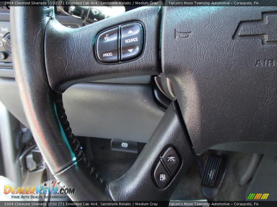 2004 Chevrolet Silverado 1500 Z71 Extended Cab 4x4 Sandstone Metallic / Medium Gray Photo #22
