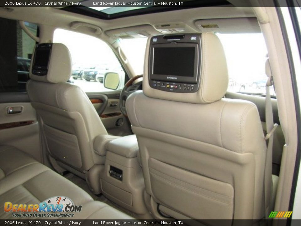 2006 Lexus LX 470 Crystal White / Ivory Photo #25