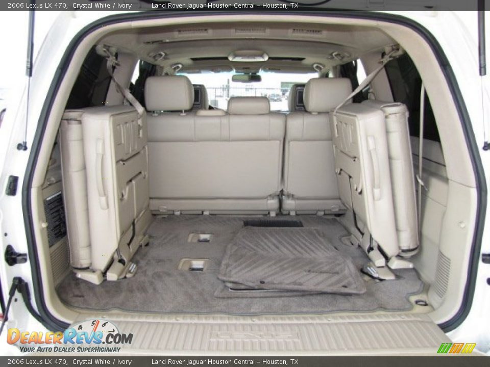 2006 Lexus LX 470 Crystal White / Ivory Photo #26