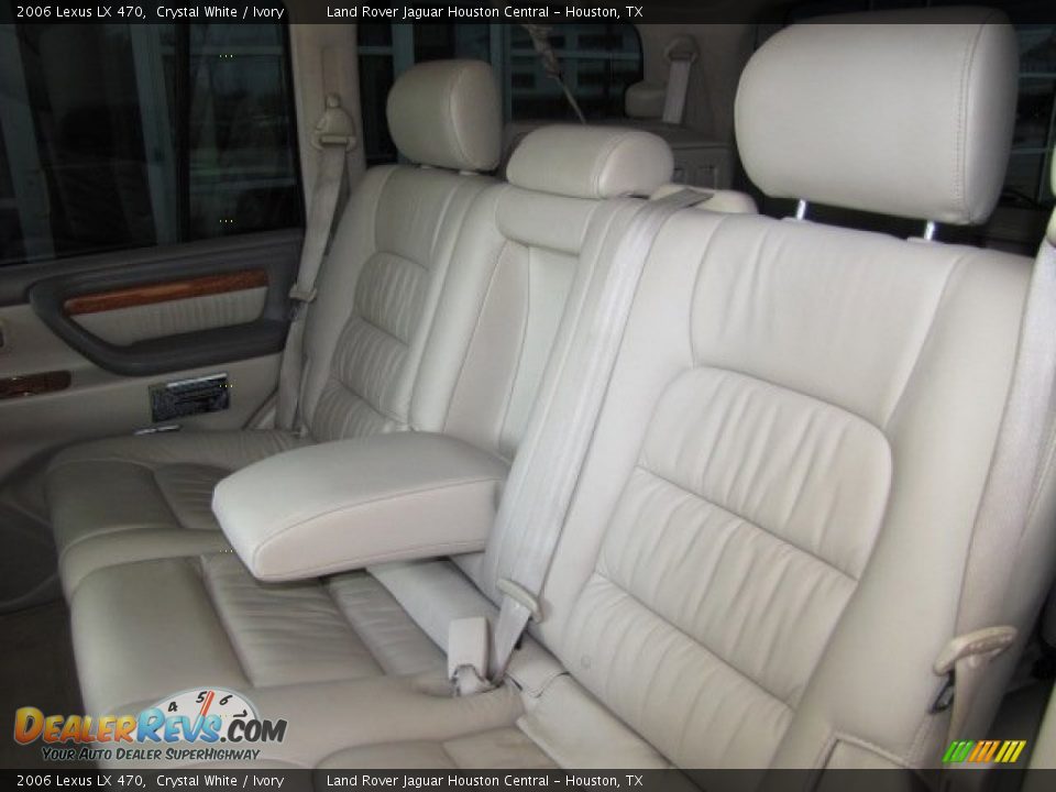 2006 Lexus LX 470 Crystal White / Ivory Photo #32