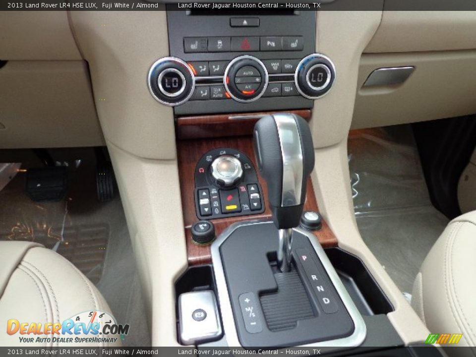 2013 Land Rover LR4 HSE LUX Shifter Photo #15