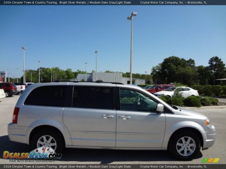 2009 Chrysler Town & Country Touring Bright Silver Metallic / Medium Slate Gray/Light Shale Photo #11