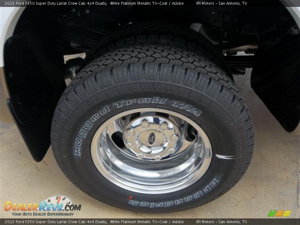 2013 Ford F350 Super Duty Lariat Crew Cab 4x4 Dually White Platinum Metallic Tri-Coat / Adobe Photo #15