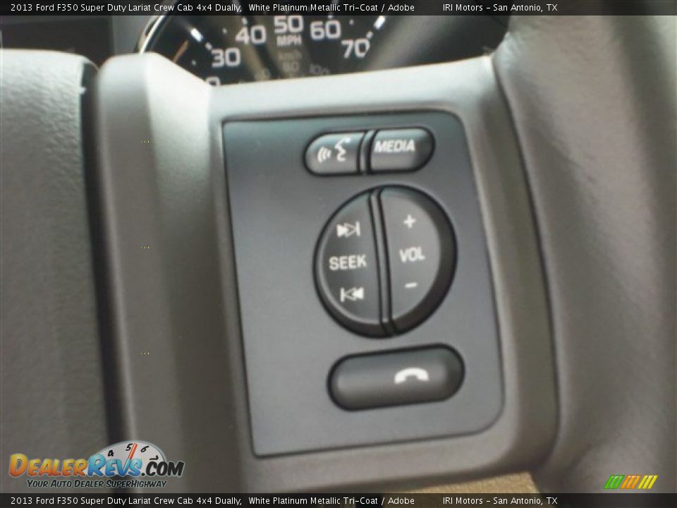 2013 Ford F350 Super Duty Lariat Crew Cab 4x4 Dually White Platinum Metallic Tri-Coat / Adobe Photo #20