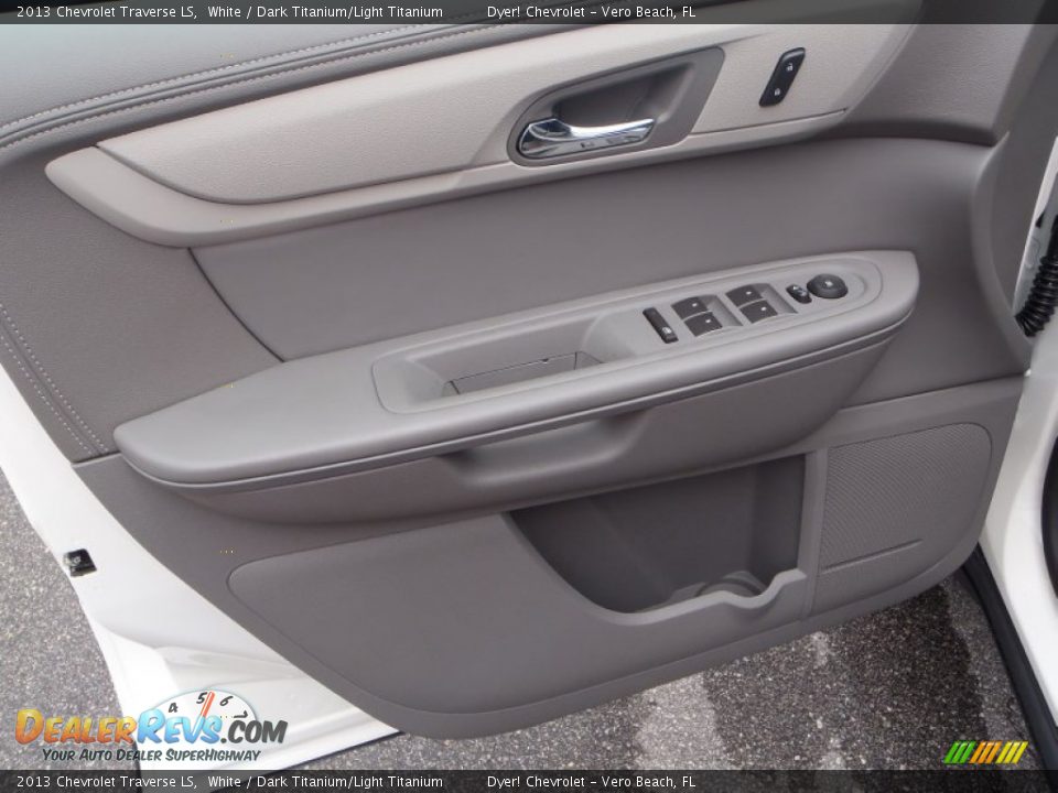 2013 Chevrolet Traverse LS White / Dark Titanium/Light Titanium Photo #8