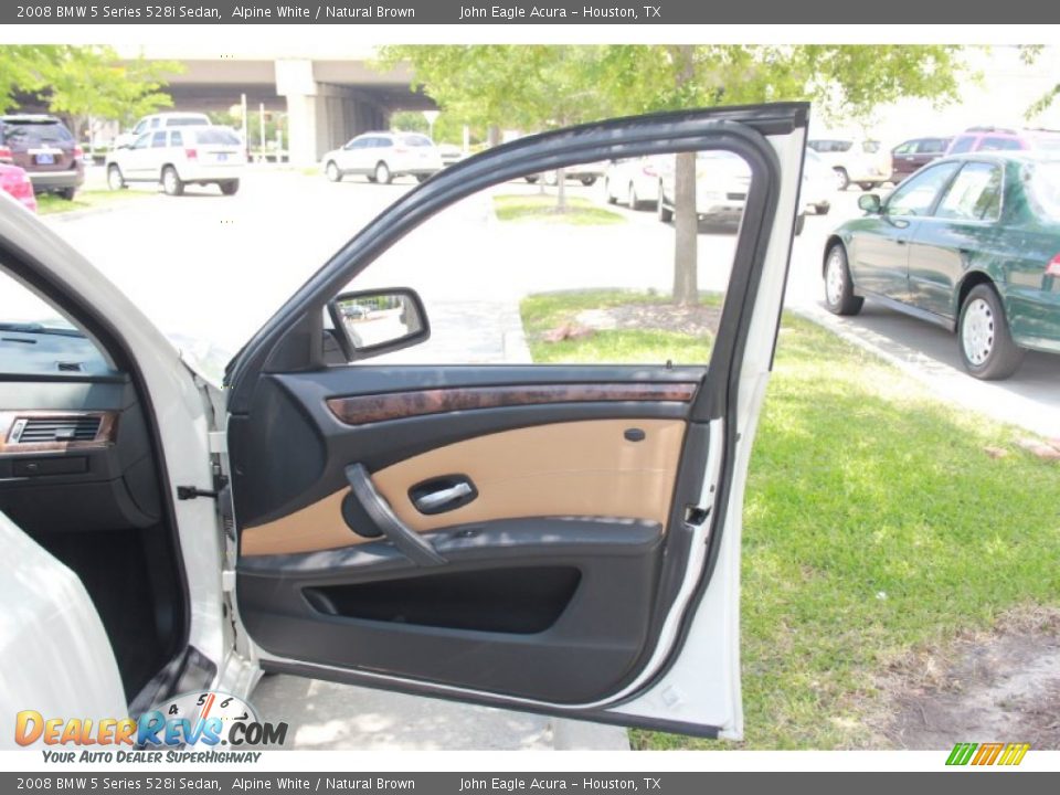 2008 BMW 5 Series 528i Sedan Alpine White / Natural Brown Photo #15