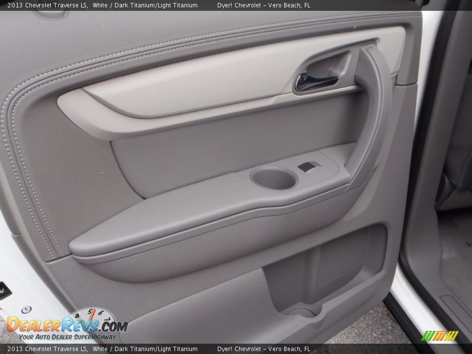 2013 Chevrolet Traverse LS White / Dark Titanium/Light Titanium Photo #17