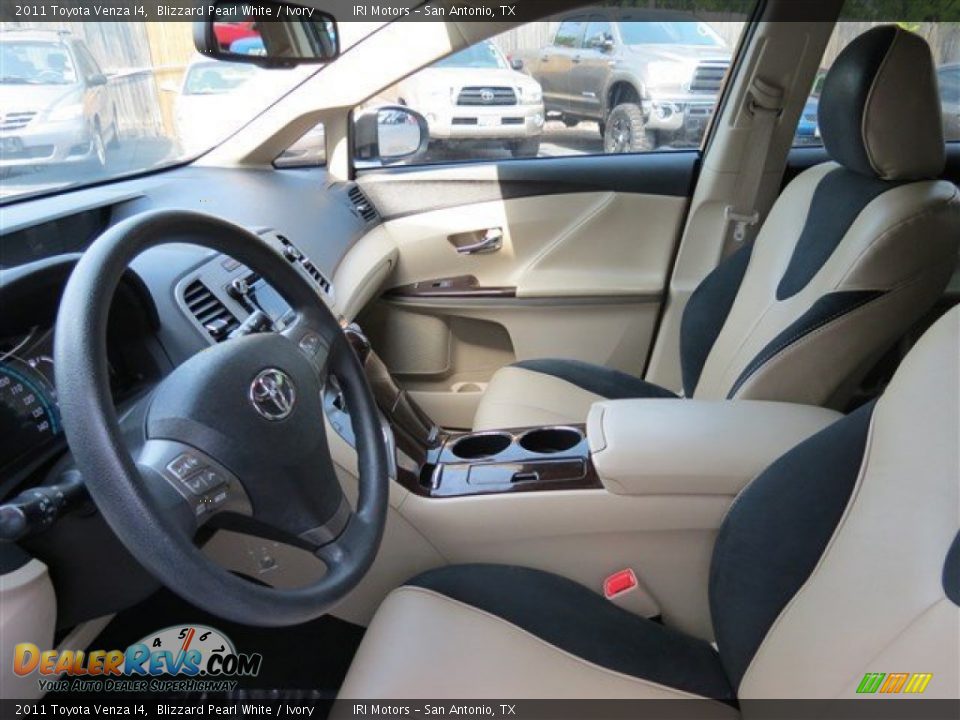 2011 Toyota Venza I4 Blizzard Pearl White / Ivory Photo #11