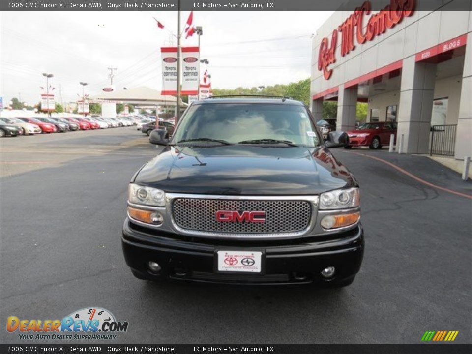 2006 GMC Yukon XL Denali AWD Onyx Black / Sandstone Photo #2