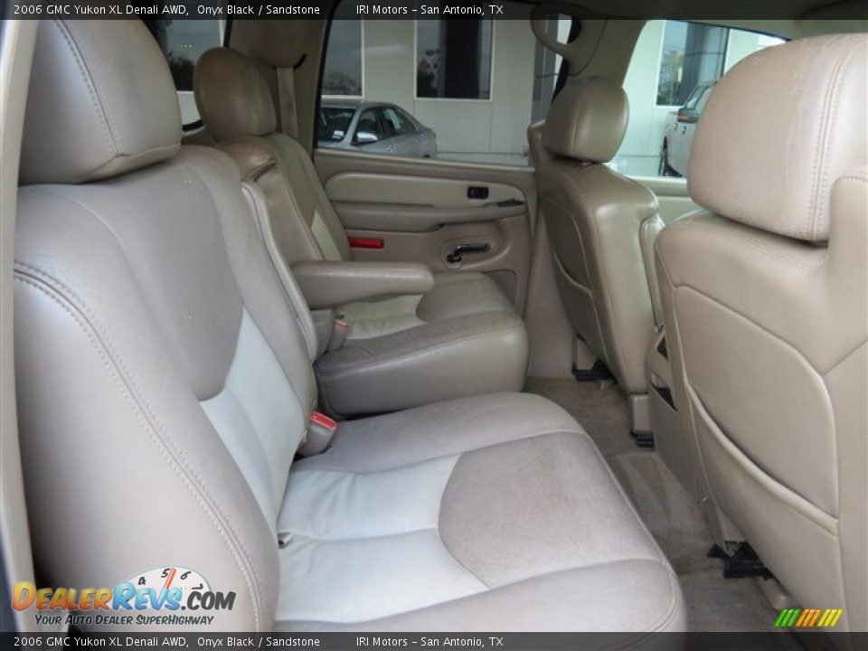 2006 GMC Yukon XL Denali AWD Onyx Black / Sandstone Photo #14