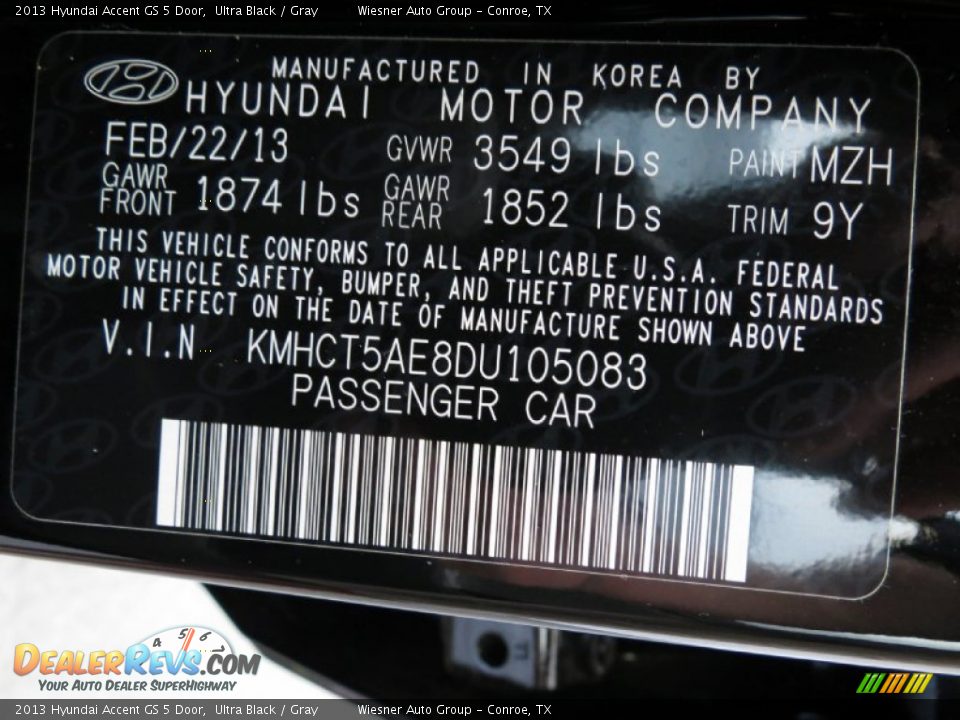 2013 Hyundai Accent GS 5 Door Ultra Black / Gray Photo #5
