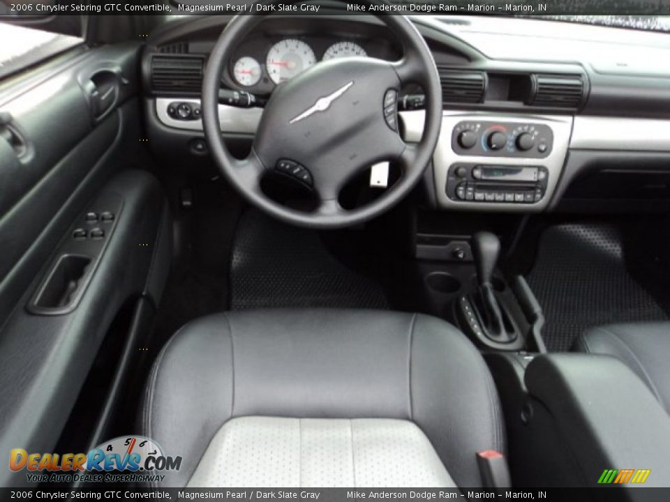 Dashboard of 2006 Chrysler Sebring GTC Convertible Photo #4