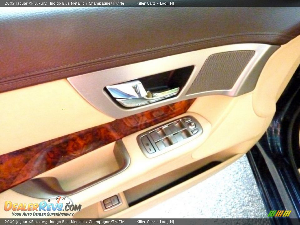 2009 Jaguar XF Luxury Indigo Blue Metallic / Champagne/Truffle Photo #12