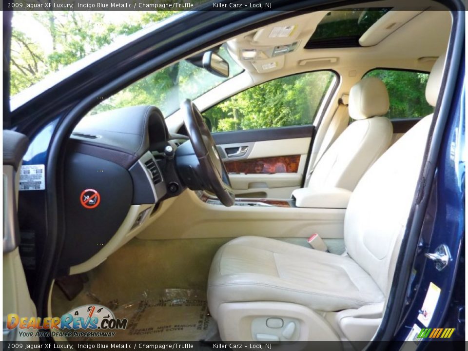 2009 Jaguar XF Luxury Indigo Blue Metallic / Champagne/Truffle Photo #14