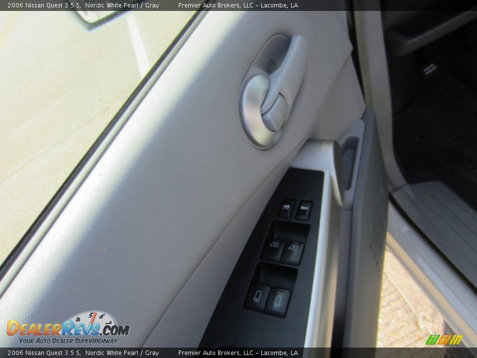 2006 Nissan Quest 3.5 S Nordic White Pearl / Gray Photo #19