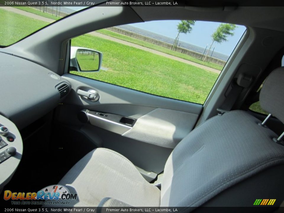 2006 Nissan Quest 3.5 S Nordic White Pearl / Gray Photo #22