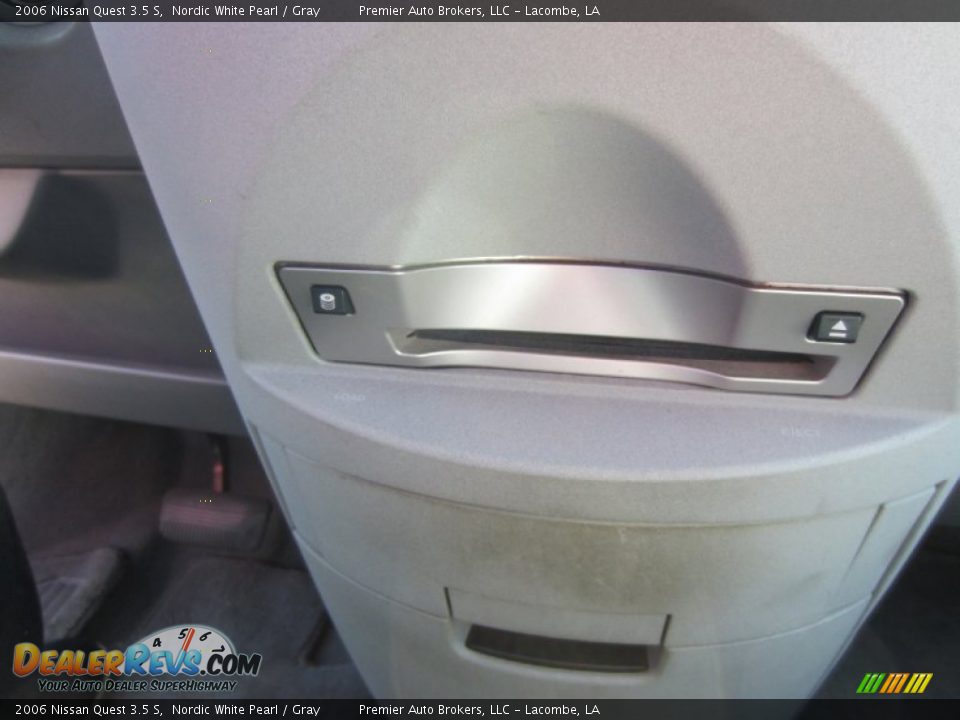 2006 Nissan Quest 3.5 S Nordic White Pearl / Gray Photo #25