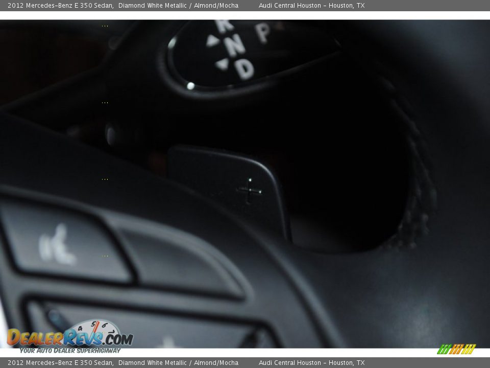 2012 Mercedes-Benz E 350 Sedan Diamond White Metallic / Almond/Mocha Photo #34