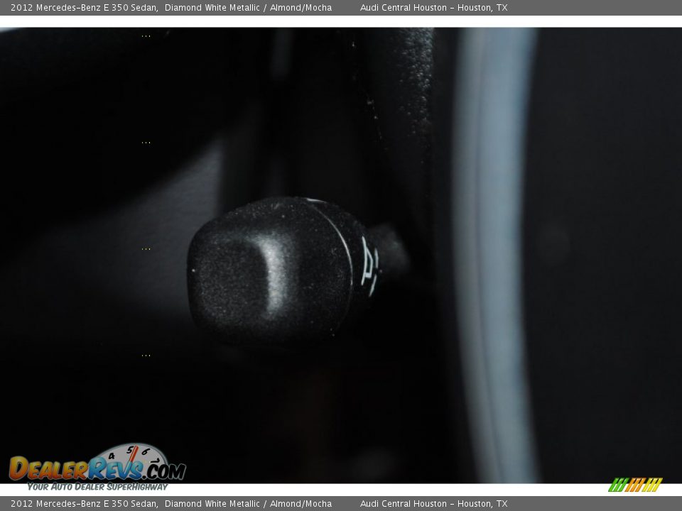 2012 Mercedes-Benz E 350 Sedan Diamond White Metallic / Almond/Mocha Photo #36