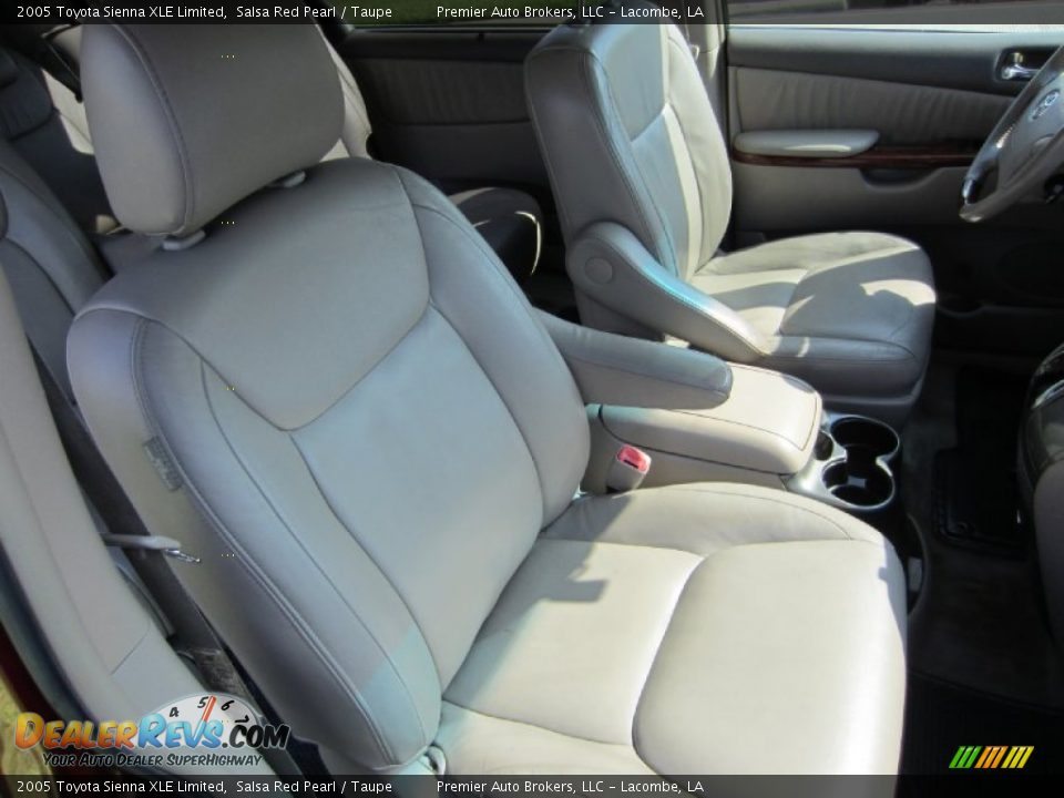 2005 Toyota Sienna XLE Limited Salsa Red Pearl / Taupe Photo #17