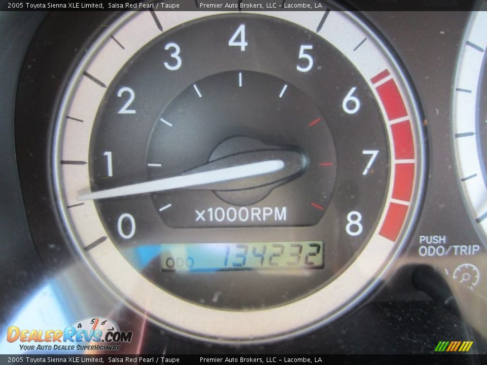 2005 Toyota Sienna XLE Limited Salsa Red Pearl / Taupe Photo #31