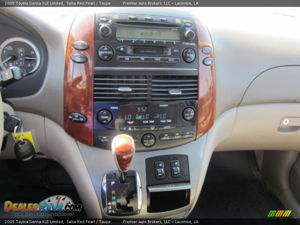 2005 Toyota Sienna XLE Limited Salsa Red Pearl / Taupe Photo #32