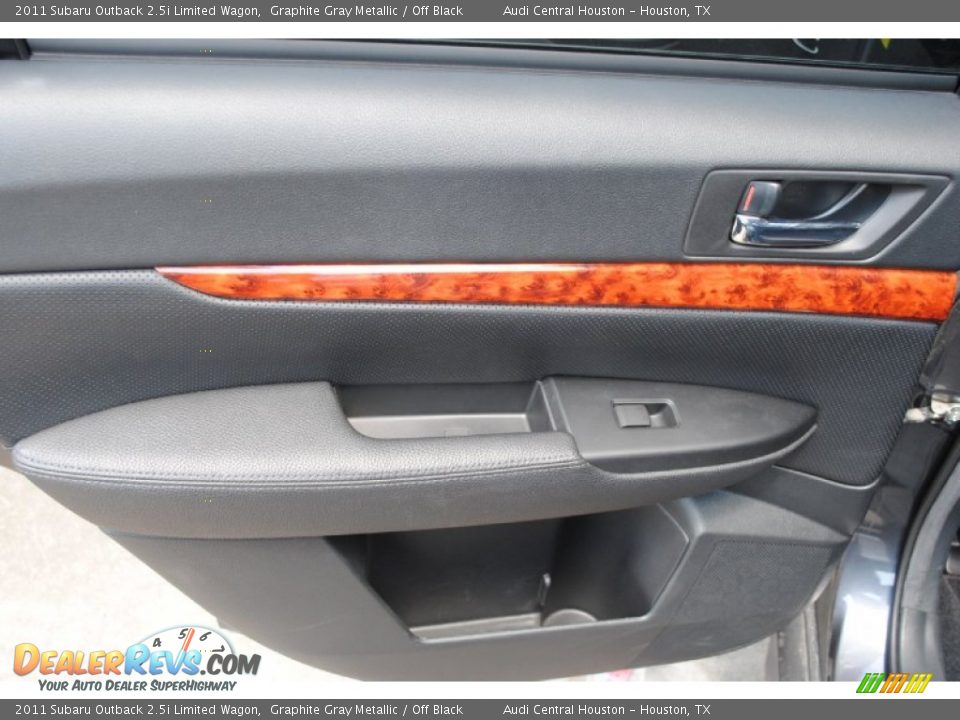 2011 Subaru Outback 2.5i Limited Wagon Graphite Gray Metallic / Off Black Photo #17