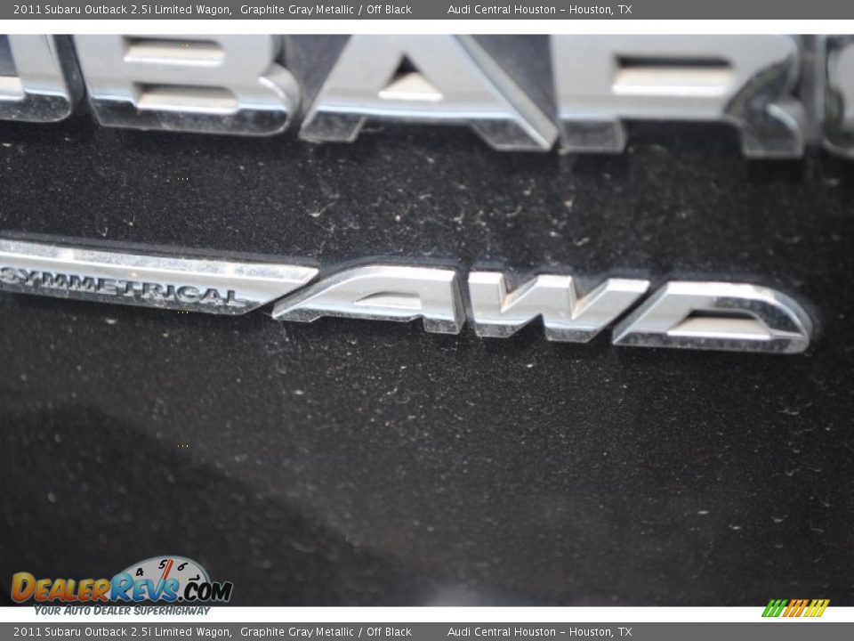 2011 Subaru Outback 2.5i Limited Wagon Graphite Gray Metallic / Off Black Photo #35