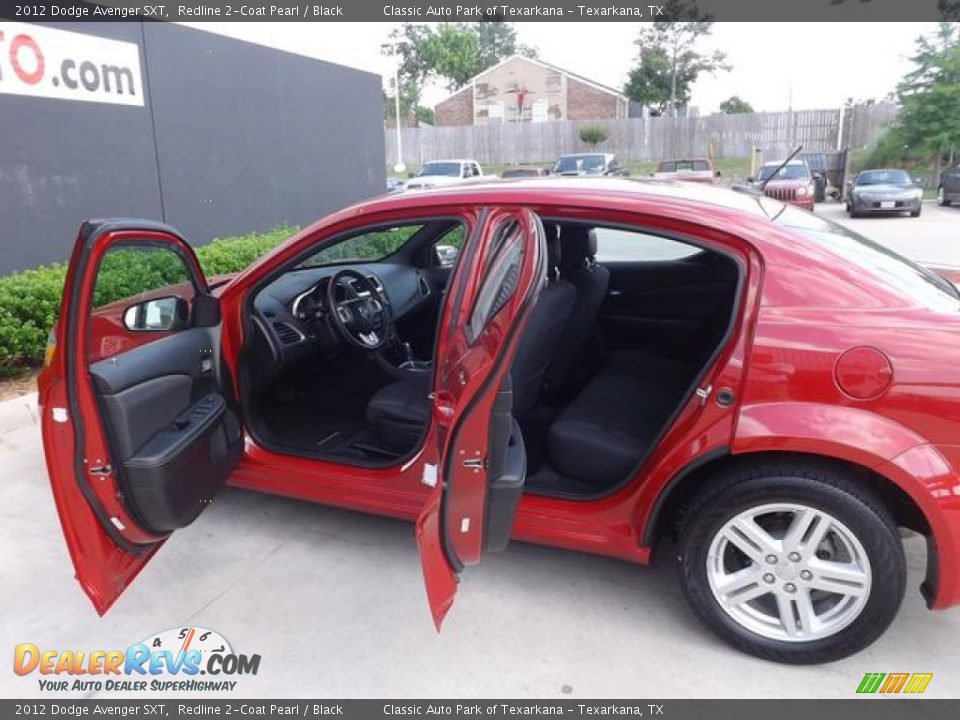 2012 Dodge Avenger SXT Redline 2-Coat Pearl / Black Photo #10