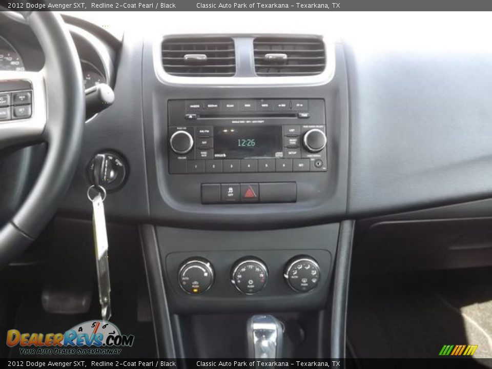 2012 Dodge Avenger SXT Redline 2-Coat Pearl / Black Photo #17